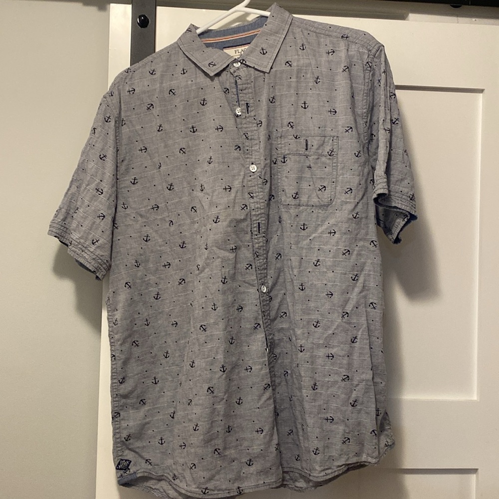 Men’s button up